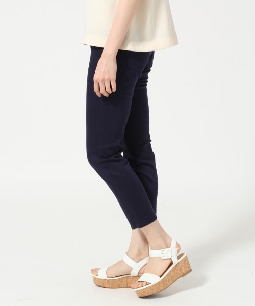 LEPSIM（レプシィム）の「【伸縮性抜群で穿きやすい！】ストレッチムジスリムクロプドパンツ（パンツ・レディース・オフ05/ブラック09/ベージュ52/イエロー65/グリーン75/ネイビー88・Ｓ/Ｍ/Ｌ）」の8枚目の写真