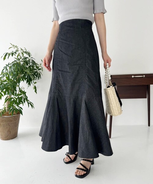 one after another NICE CLAUP（ワンアフターアナザーナイスクラップ）の「ドロストスカート/ＳＭ展開（スカート・レディース・ベージュ/ブルー系その他/ブラック・1/2）」の2枚目の写真