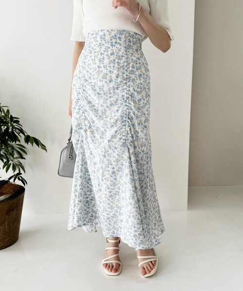 one after another NICE CLAUP（ワンアフターアナザーナイスクラップ）の「ドロストスカート/ＳＭ展開（スカート・レディース・ベージュ/ブルー系その他/ブラック・1/2）」の3枚目の写真