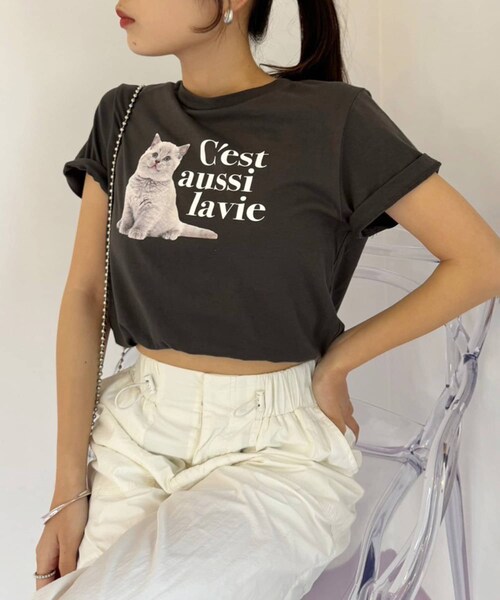 one after another NICE CLAUP(ワンアフターアナザーナイスクラップ)の「【定番人気!】アソートネコTシャツ/手洗い可(Tシャツ/カットソー・レディース・アイボリー/ピンク/チャコールグレー・FREE)」の2枚目の写真