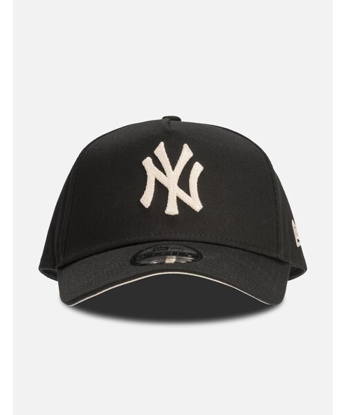 NEW ERA バズ・ライトイヤー Amazon.co.jp: トイストーリー バズライトイヤー ニューエラ
