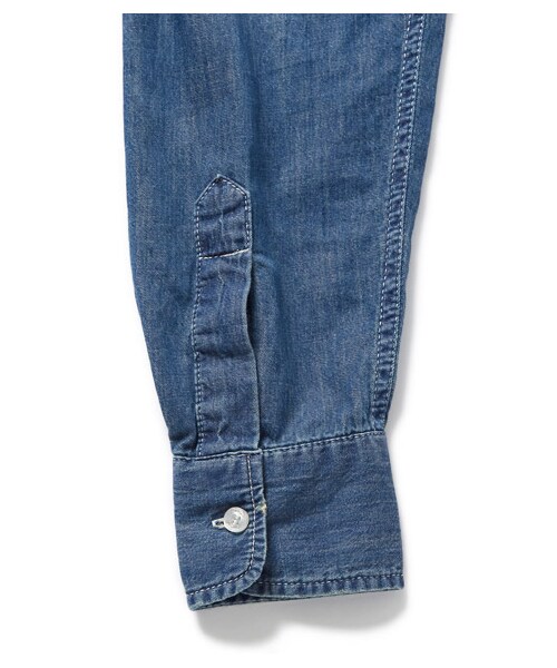 DRWCYS（ドロシーズ）の「フラップポケットデニムシャツ（トップス・レディース・ブルー/インディゴ）」の10枚目の写真