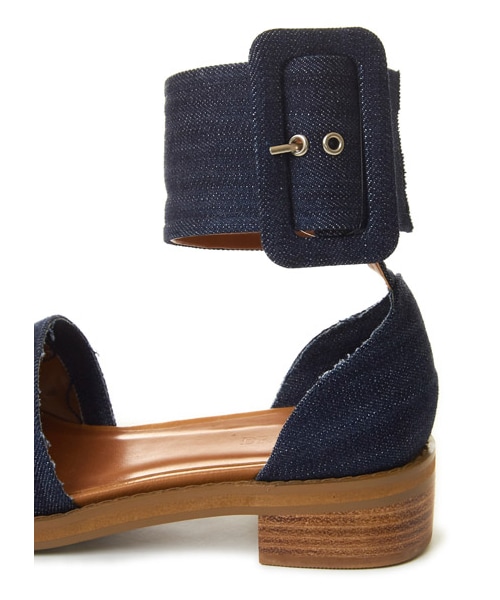 DRWCYS（ドロシーズ）の「スエードアンクルサンダル（シューズ・レディース・ブラック/キャメル/カーキ/インディゴ）」の11枚目の写真