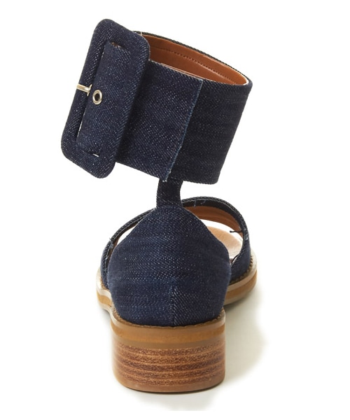 DRWCYS（ドロシーズ）の「スエードアンクルサンダル（シューズ・レディース・ブラック/キャメル/カーキ/インディゴ）」の6枚目の写真