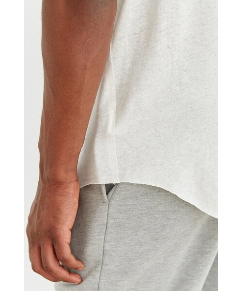 URBAN OUTFITTERS（アーバンアウトフィッターズ）の「Feathers Raw Muscle Tee（Tシャツ/カットソー・メンズ・WHITE/BLACK・M/S/L/XL）」の12枚目の写真