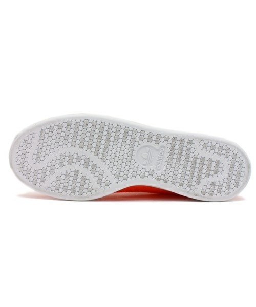 adidas（アディダス）の「adidas×Pharrell Williams　STAN SMITH TNS（スニーカー・メンズ・オレンジ・28/27）」の3枚目の写真