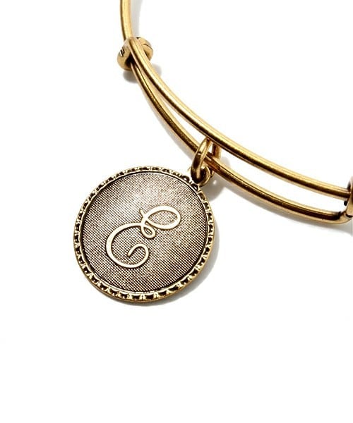 Alex and Ani(アレックスアンドアニ)の「【Alex&Ani】 アルファベットバングルE(バングル/リストバンド・レディース・ゴールド・FREE)」の2枚目の写真