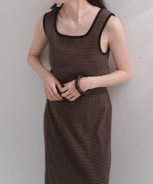 Kastane(カスタネ)の「【Miller別注】Squaretank(タンクトップ・レディース・ブラウンその他1/レッドその他1・F)」の1枚目の写真
