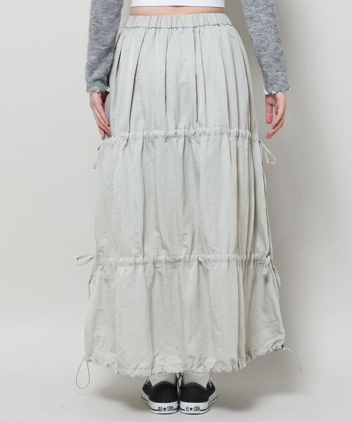 ALAND（エーランド）の「PLASMASPHERE／GISELLE スカート（スカート・ライトグレー(12)/ブラック(19)・F）」の21枚目の写真