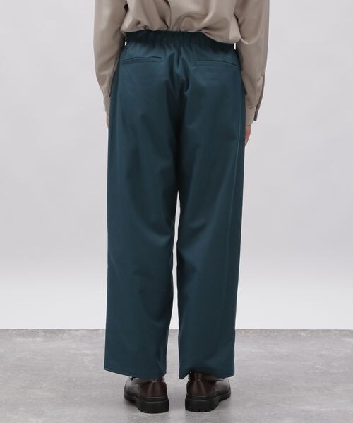 LAKOLE(ラコレ)の「TRワイドイージーパンツ(パンツ・チャコール18/ブラック19/グリーン70・S/M/L)」の15枚目の写真