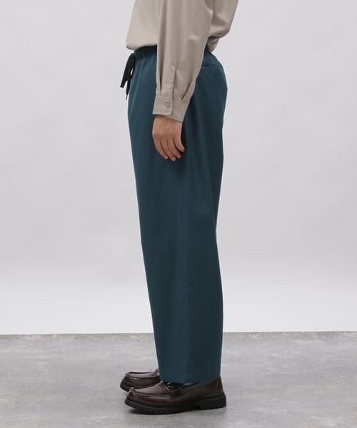 LAKOLE(ラコレ)の「TRワイドイージーパンツ(パンツ・チャコール18/ブラック19/グリーン70・S/M/L)」の14枚目の写真