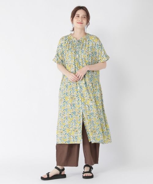 新品　コトニエ　レーヨンフラワープリントワンピース studio CLIP（スタディオクリップ）の「コットンレーヨン