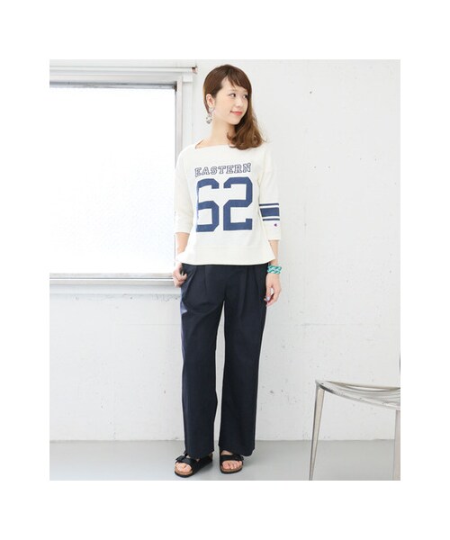 URBAN RESEARCH DOORS（アーバンリサーチドアーズ）の「コットンタックワイドパンツ（パンツ・レディース・BEIGE/NAVY・36/38）」の3枚目の写真