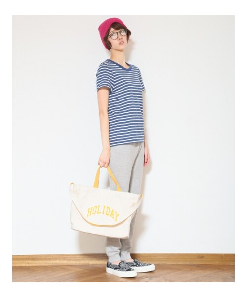 HOLIDAY(ホリデイ)の「BORDER TEE(トップス・レディース・KHAKI/BLUE/BLACK・ONE SIZE)」の7枚目の写真