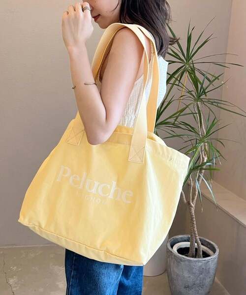 one after another NICE CLAUP(ワンアフターアナザーナイスクラップ)の「【A4対応】6色展開!キャンバスロゴトート(バッグ・レディース・アイボリー/ピンク/イエロー/ラベンダー/ブラック・FREE)」の4枚目の写真