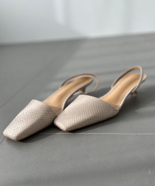 BABYLONE バビロン バックスリングパンプス