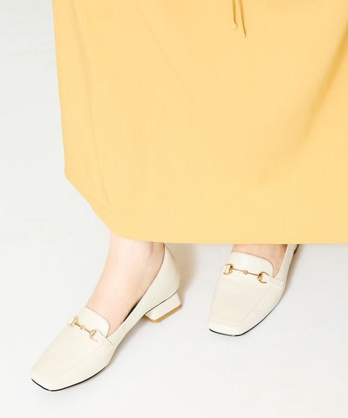 NICAL（ニカル）の「スクエアトゥビットミドルヒールパンプス