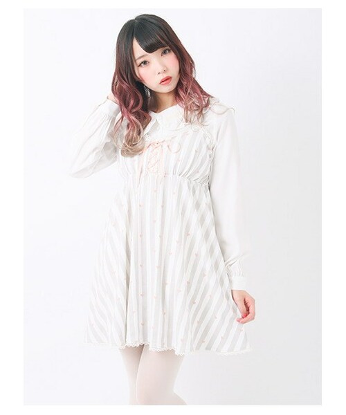 E hyphen world gallery Bon Bon(イーハイフンワールドギャラリーボンボン)の「Heart Stripe One Piece(mam)(ワンピース・レディース・ライトグレー・F)」の1枚目の写真