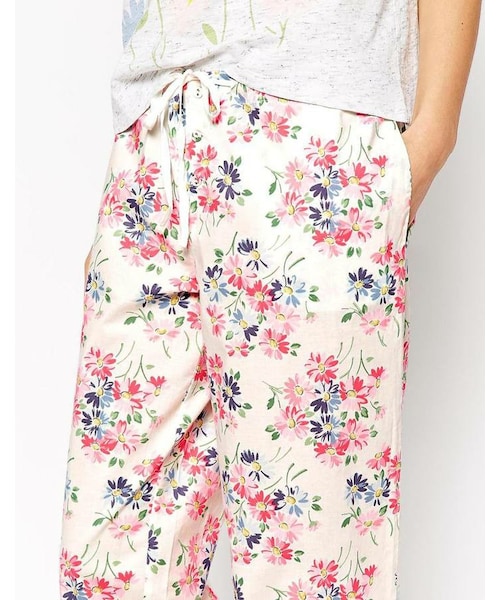 キャス・キッドソン　バンビパジャマ Cath Kidston（キャスキッドソン）の「Cath Kidston Daisy Bouquet