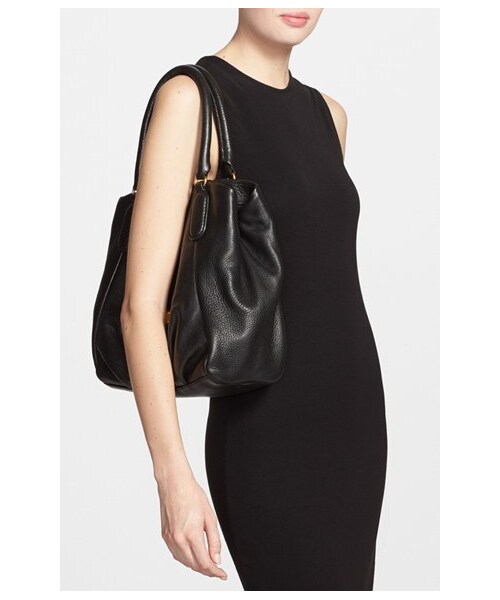 Marc by Marc Jacobs(マークバイマークジェイコブス)の「MARC BY MARC JACOBS 'New Q - Fran' Shopper(トートバッグ・レディース・Black/Cement)」の2枚目の写真