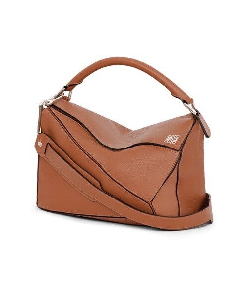 LOEWE(ロエベ)の「LOEWE 'Small Puzzle' Leather Bag(クラッチバッグ・レディース・Tan・11“W x 7“H x 5“D.)」の3枚目の写真