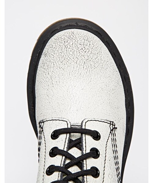 Dr. Martens（ドクターマーチン）の「Dr Martens Core Pascal White/Black 8 Eye Ankle Boots（ブーツ・レディース・white・US 9/US 5/US 7/US 6/US 10/US 8/US 11）」の4枚目の写真