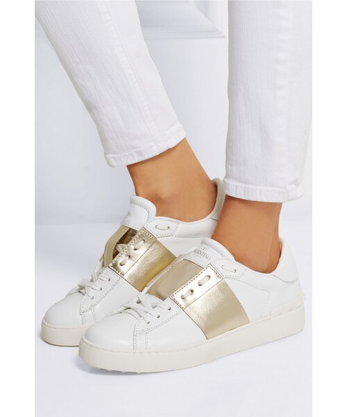 VALENTINO（ヴァレンティノ）の「Valentino Metallic-paneled leather sneakers（スニーカー・レディース・White・IT38/IT36/IT36.5/IT39.5/IT37/IT37.5/IT38.5/IT40/IT39/IT35）」の4枚目の写真