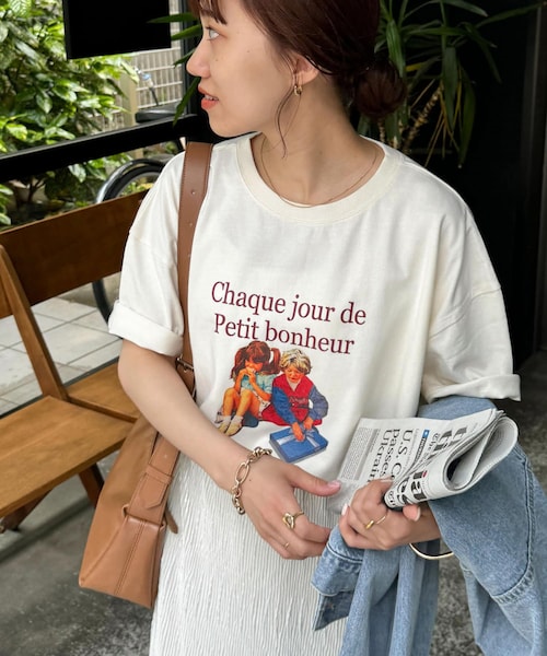DISCOAT(ディスコート)の「【@317.mychn監修】レトログラフィックT(Tシャツ/カットソー・レディース・アイボリー/チャコールグレー・S/F)」の1枚目の写真