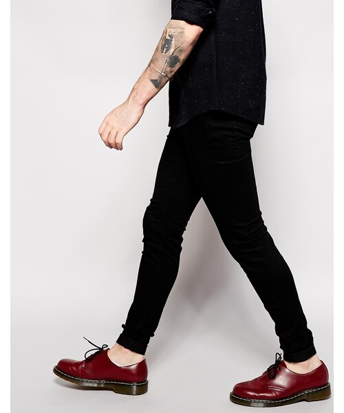 CHEAP MONDAY(チープマンデイ)の「Cheap Monday Jeans Him Spray Skinny Fit Black(デニムパンツ・メンズ・black・W26-27/W32 L32/W28-29/W32-33)」の2枚目の写真