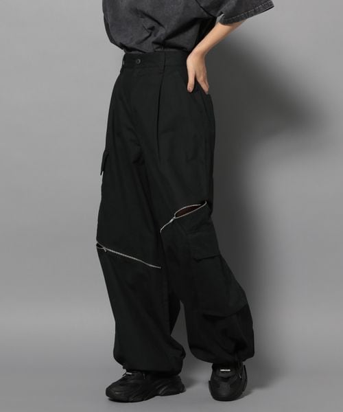 R♡ページ PAGEBOY（ページボーイ）の「Anui/アシメZIPパラシュートパンツ