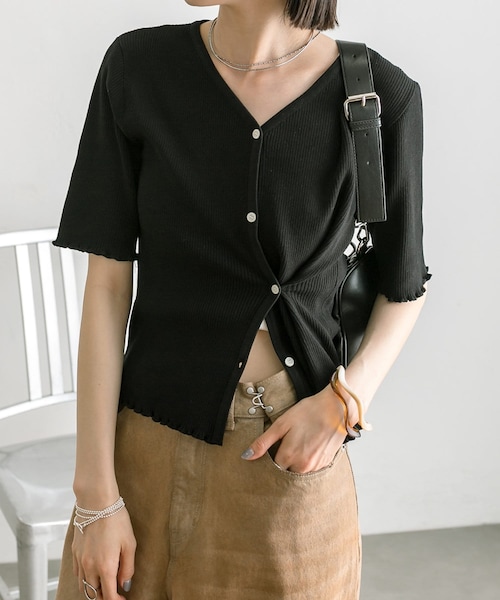 mystic(ミスティック)の「【6色展開】半袖レイヤードカーディガン(カーディガン/ボレロ・レディース・アイボリー/オレンジ/ブルー/ブラック/ベージュ/ピンク・F)」の2枚目の写真