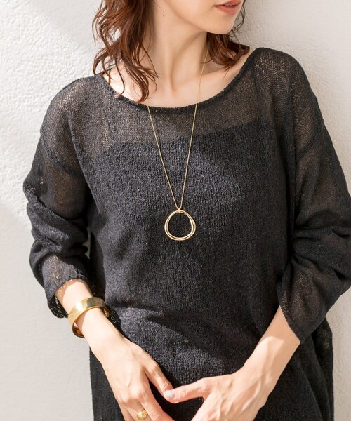 RIVE DROITE(リヴドロワ)の「【落ち着いたデザインが使いやすい】リングトップロングネックレス(ネックレス・レディース・ゴールド/シルバー・F)」の1枚目の写真