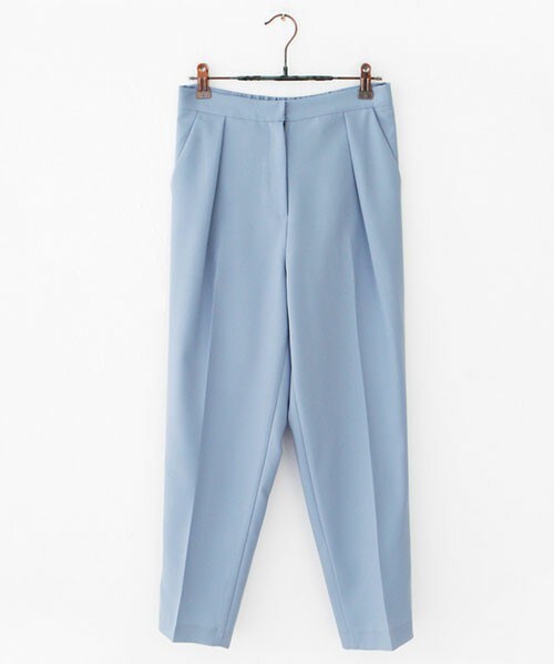 DHOLIC（ディーホリック）の「クロップドテーパードパンツ（その他パンツ・レディース・ホワイトアイボリー/ブラック/ディープスカイブルー・FREE）」の3枚目の写真