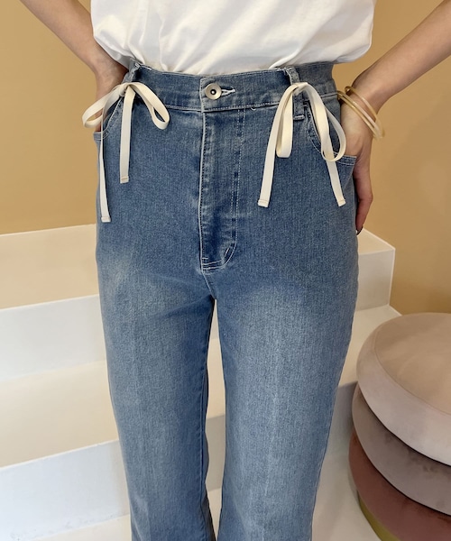 one after another NICE CLAUP（ワンアフターアナザーナイスクラップ）の「ベストセラー！美脚ストレッチデニム【SM展開】（デニムパンツ・レディース・サックスブルー/ブルー・1/2）」の2枚目の写真