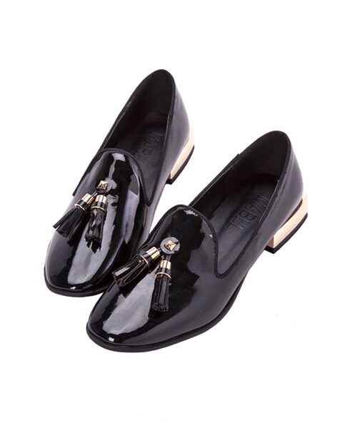 gracegift(グレースギフト)の「韓國微方頭漆皮流蘇樂福鞋(シューズ・レディース・黑/粉・35/36/37/38/39/40)」の1枚目の写真