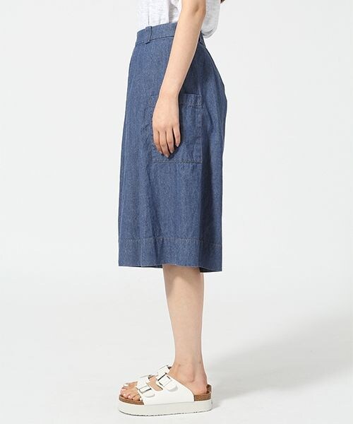 LOWRYS FARM(ローリーズファーム)の「★WEB先行予約アイテム★サイドポケットデニムガウチョ(パンツ・レディース・ブルー85/ネイビー88・F)」の3枚目の写真