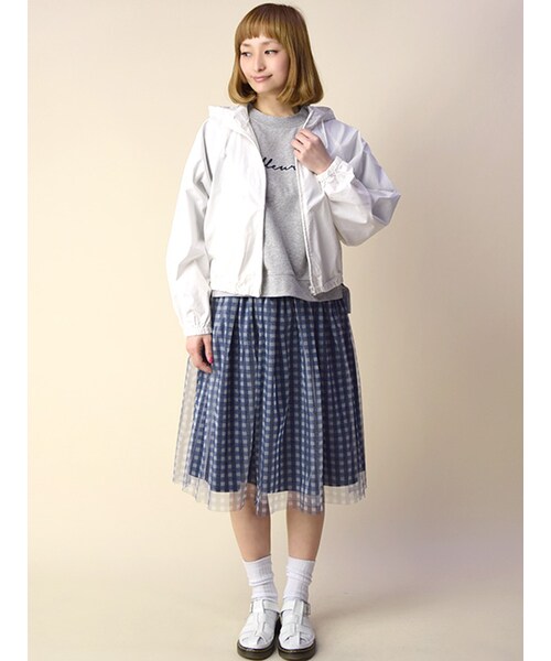 w closet(ダブルクローゼット)の「fleur刺繍入りプルオーバー(その他・レディース・オフホワイト/グレー/スモークイエロー/L.ネイビー・FREE)」の12枚目の写真