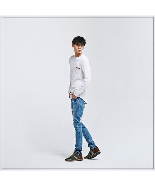 ROMANTIC CROWN（ロマンティッククラウン）の「SUNDAY DESTROYED JEANS_SKYBLUE（その他・メンズ・기타）」の2枚目の写真