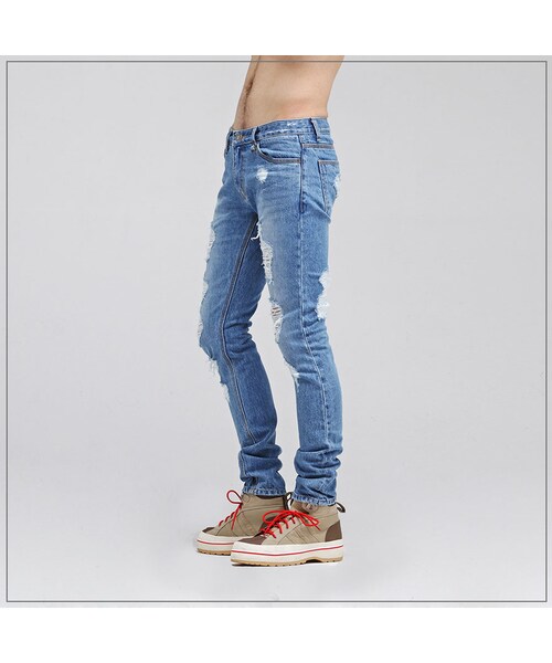 ROMANTIC CROWN（ロマンティッククラウン）の「SUNDAY DESTROYED JEANS_SKYBLUE（その他・メンズ・기타）」の5枚目の写真