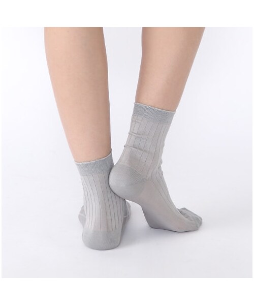 靴下屋（クツシタヤ）の「ガーゼ調リブショートソックス（ソックス・靴下・レディース・サラシ/シルバーグレー/クロ/イエロー・22.0～24.0cm）」の8枚目の写真