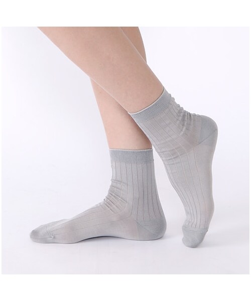 靴下屋（クツシタヤ）の「ガーゼ調リブショートソックス（ソックス・靴下・レディース・サラシ/シルバーグレー/クロ/イエロー・22.0～24.0cm）」の7枚目の写真