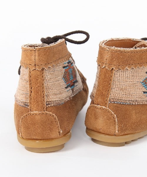 Minnetonka(ミネトンカ)の「【MINNETONKA】エルパソ アンクルブーツ (823400)(ブーツ・レディース・ブラック/ブラウン/ベージュ・35/36/37/38)」の10枚目の写真