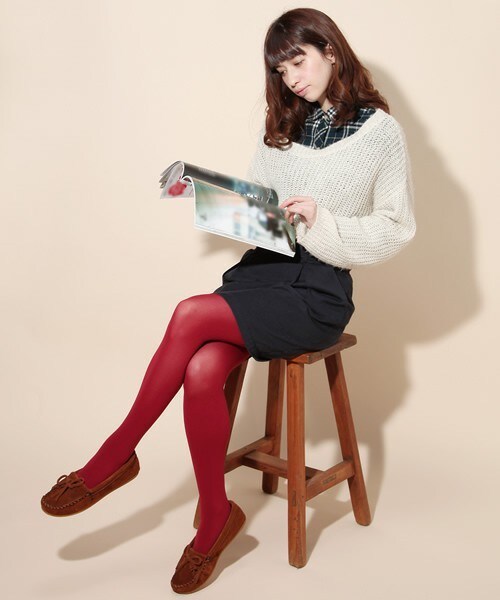 Minnetonka（ミネトンカ）の「【MINNETONKA】キルティースエードモカ　（821600）（モカシン/デッキシューズ・レディース・ブラック/ブラウン/ダークブラウン/ベージュ/ブルー/ネイビー/ライトブルー/パープル/イエロー/ワイン/ブルー系その他/ラベンダー/ライトグレー/ブラウン系その他/グリーン/カーキ/ボルドー・35/36/37/38）」の3枚目の写真