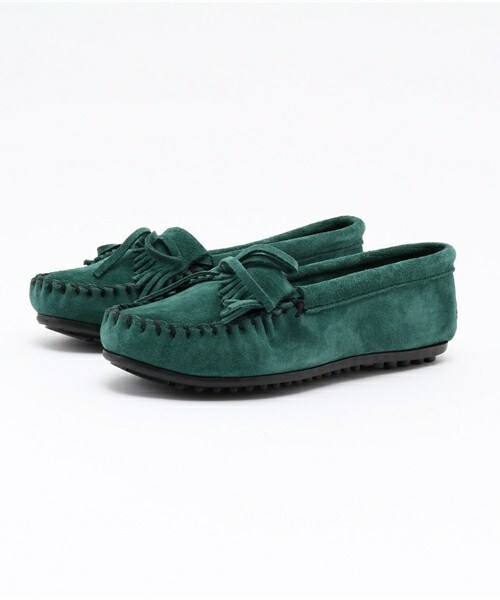 Minnetonka（ミネトンカ）の「【MINNETONKA】キルティースエードモカ　（821600）（モカシン/デッキシューズ・レディース・ブラック/ブラウン/ダークブラウン/ベージュ/ブルー/ネイビー/ライトブルー/パープル/イエロー/ワイン/ブルー系その他/ラベンダー/ライトグレー/ブラウン系その他/グリーン/カーキ/ボルドー・35/36/37/38）」の8枚目の写真