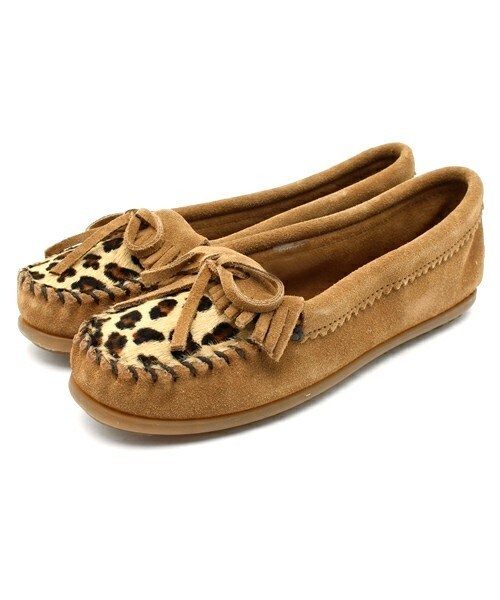 Minnetonka(ミネトンカ)の「【MINNETONKA】レオパードスエードモカ (821602)(パンプス・レディース・ブラック/ブラウン/ベージュ・35/36/37/38)」の13枚目の写真