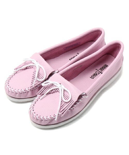 Minnetonka(ミネトンカ)の「キルティ アンビーデッド (851622)(モカシン/デッキシューズ・レディース・ホワイト/グレー/ライトピンク・35/36/37/38)」の3枚目の写真