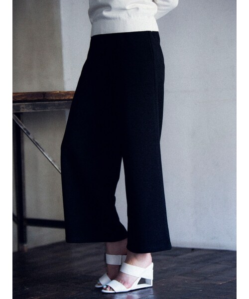 EMODA（エモダ）の「CHOOSE CHIC PAIR パンツ（パンツ・レディース・ホワイト/グレー/ブラック/ベージュ）」の8枚目の写真