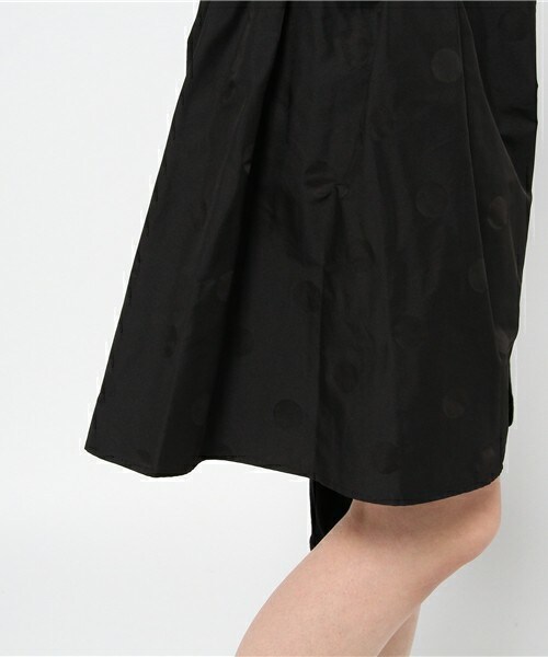 gomme（ゴム）の「タックドレープパンツ（その他パンツ・レディース・ブラック/ネイビー・MEDIUM）」の8枚目の写真