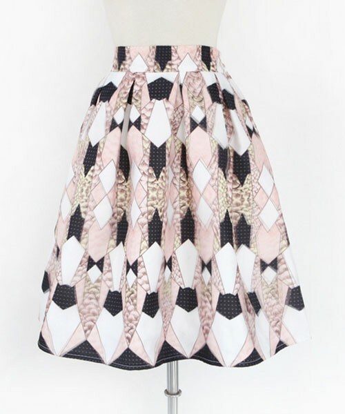 DHOLIC（ディーホリック）の「3D柄フレアミディスカート（スカート・レディース・イエロー/ピンク/グリーン・FREE）」の3枚目の写真