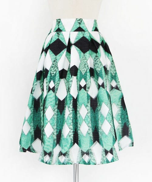 DHOLIC（ディーホリック）の「3D柄フレアミディスカート（スカート・レディース・イエロー/ピンク/グリーン・FREE）」の2枚目の写真